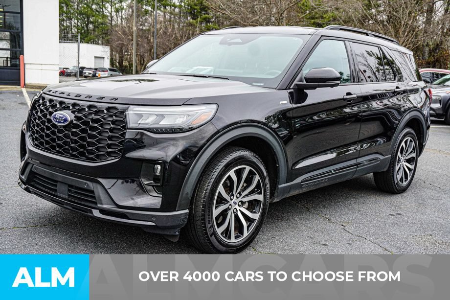 Used 2025 Ford Explorer ST-Line AWD/4WD image 2