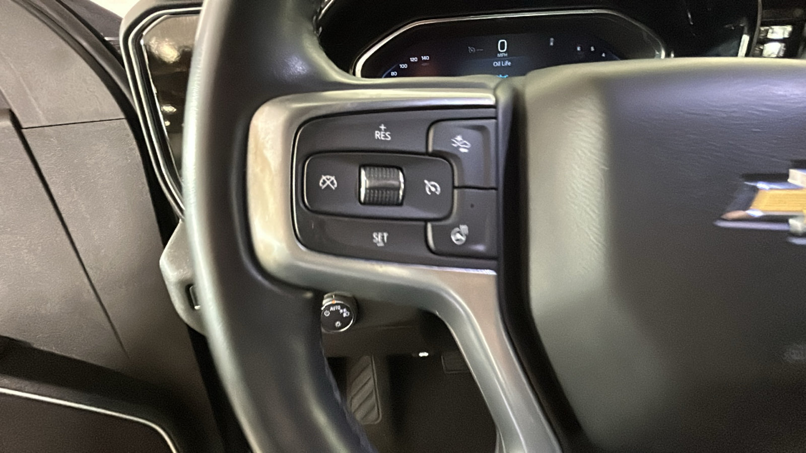 Used 2024 Chevrolet Silverado 1500 LT AWD/4WD image 18