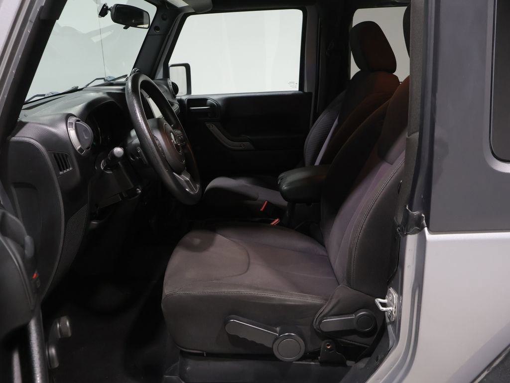 Used 2014 Jeep Wrangler Sport image 9