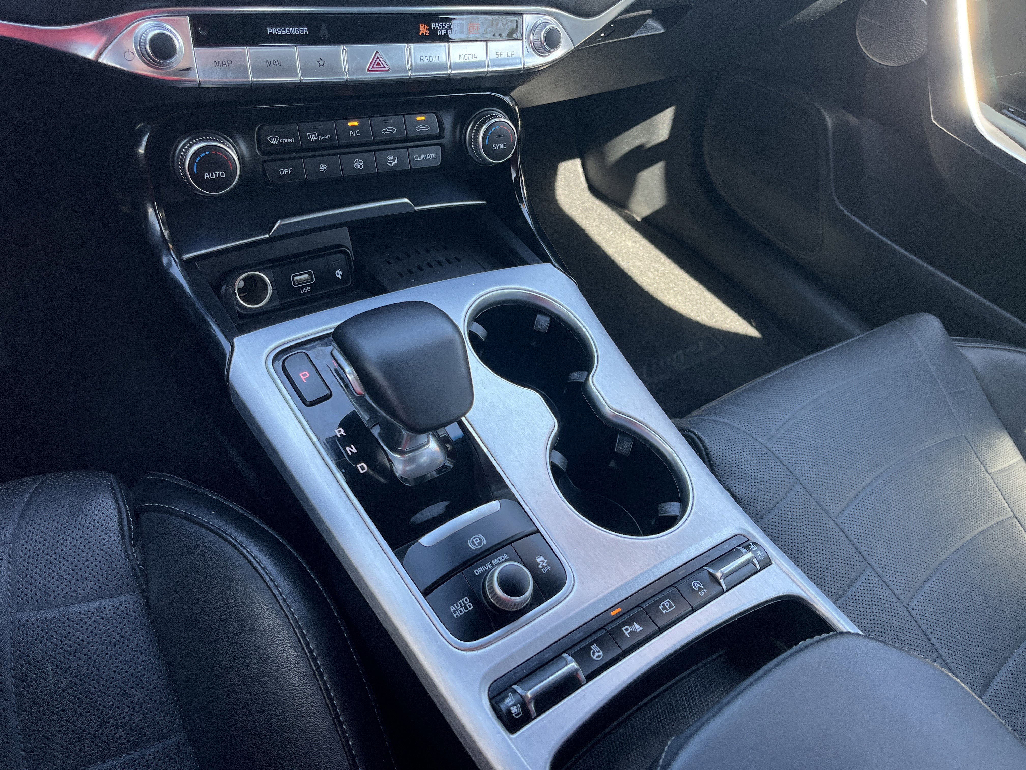 Used 2023 Kia Stinger GT2 image 14