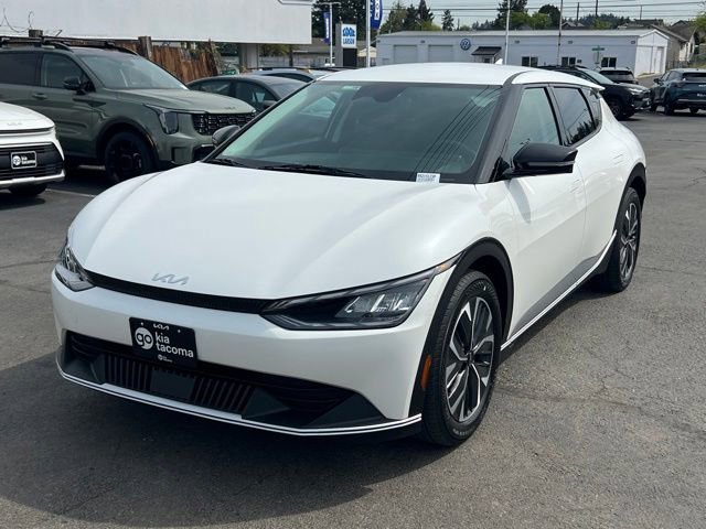Certified 2024 Kia EV6 Light AWD/4WD image 3