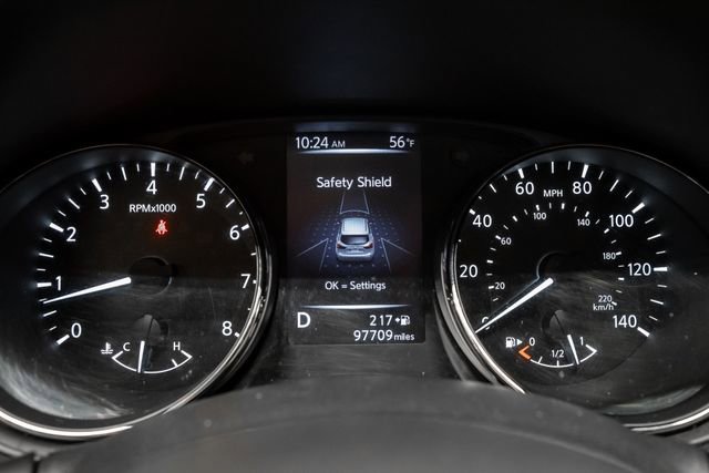 Used 2017 Nissan Rogue Sport SL w/ SL Premium Package image 16