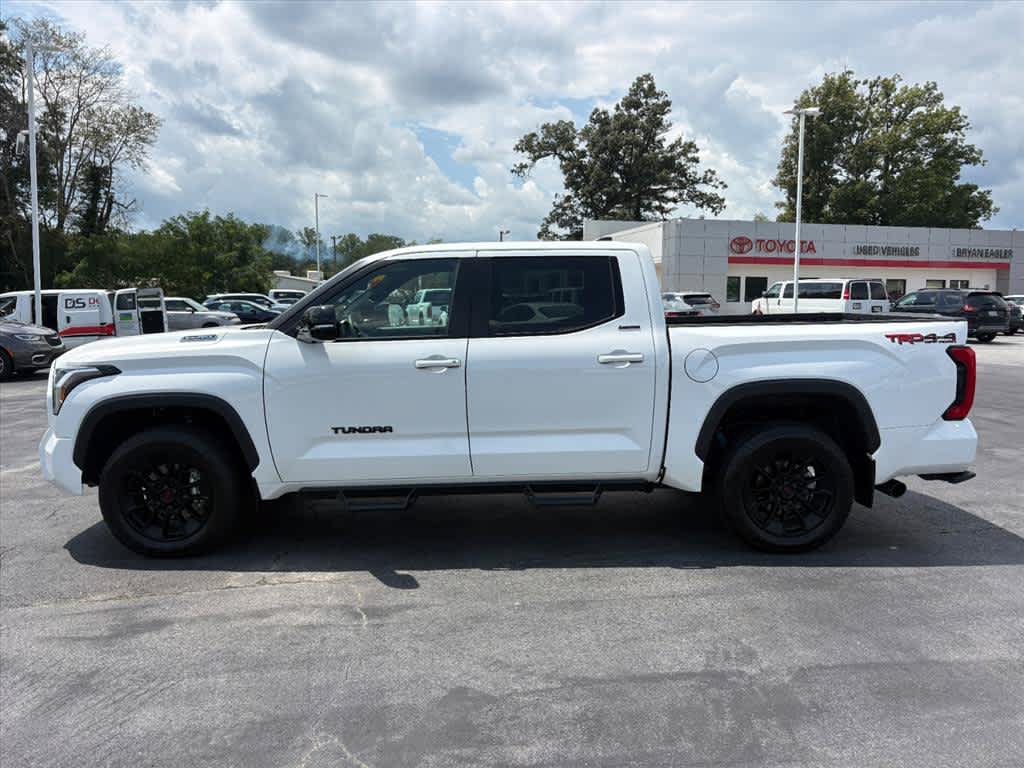 Used 2025 Toyota Tundra Limited w/ TRD Off-Road Package AWD/4WD image 27