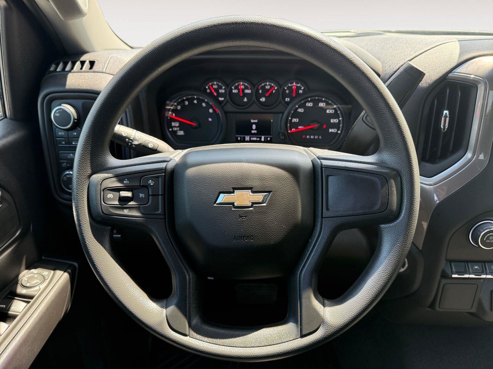 Used 2026 Chevrolet Silverado 1500 Custom w/ Turbomax Blackout Package AWD/4WD image 16