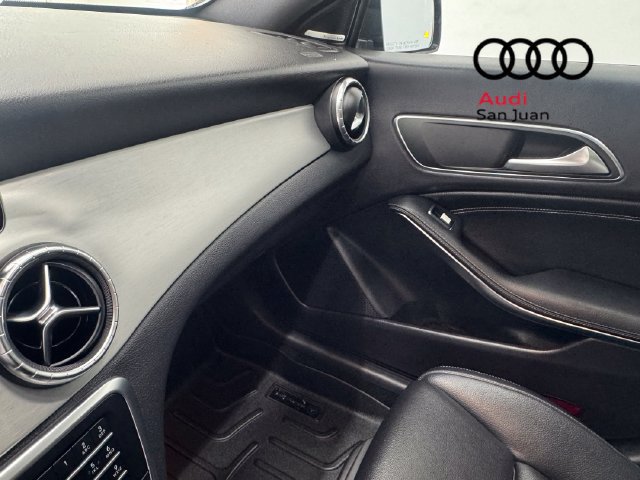 Used 2016 Mercedes-Benz CLA 250 image 31