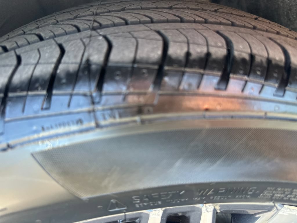 Used 2025 Nissan Altima 2.5 SV FWD image 14
