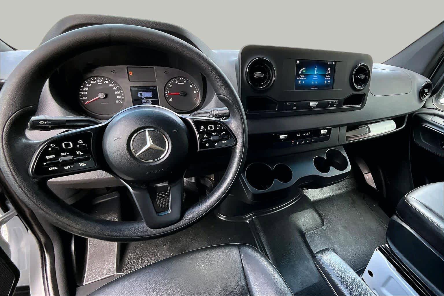 Used 2020 Mercedes-Benz Sprinter 2500 image 16