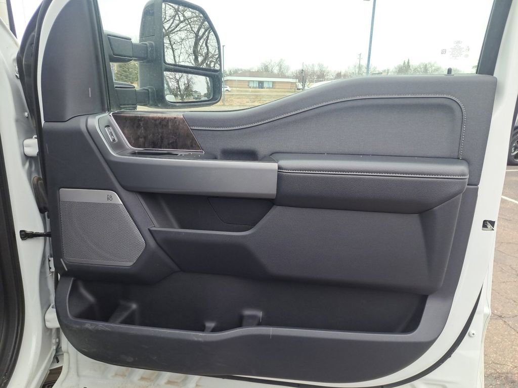 Used 2024 Ford F250 Lariat w/ Lariat Ultimate Package image 16