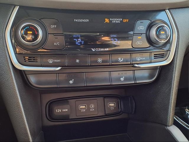 Used 2019 Hyundai Santa Fe Limited image 18