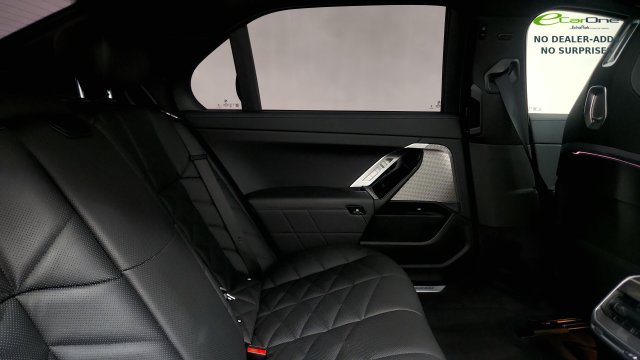 Used 2023 BMW 740i w/ Parking Assistance Package RWD image 38
