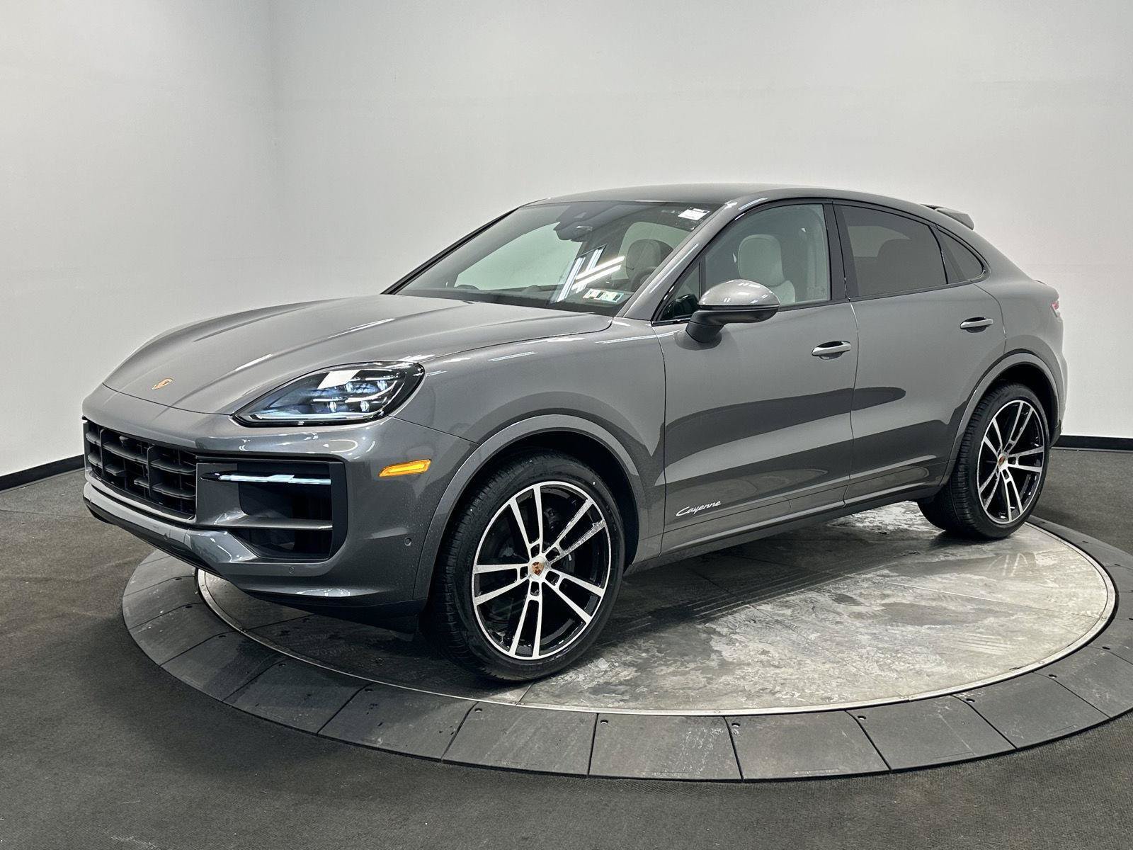 New 2026 Porsche Cayenne Coupe AWD/4WD image 1