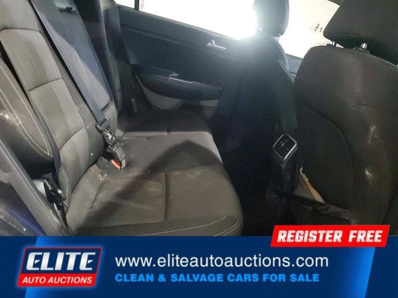 Used 2017 Kia Sportage LX image 21