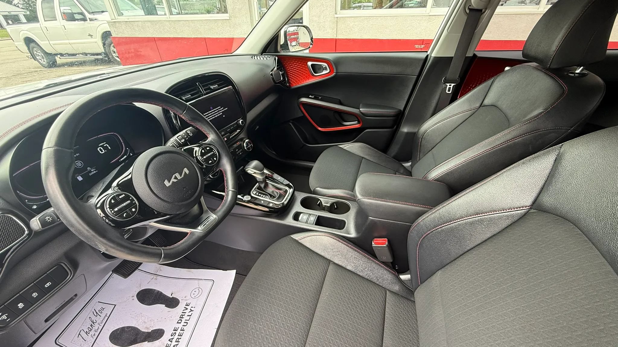Used 2023 Kia Soul GT-Line w/ GT-Line Technology Package FWD image 9