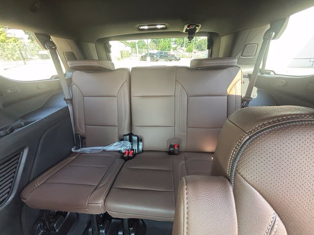 New 2026 Chevrolet Tahoe High Country w/ Sun And Tow Package AWD/4WD image 25