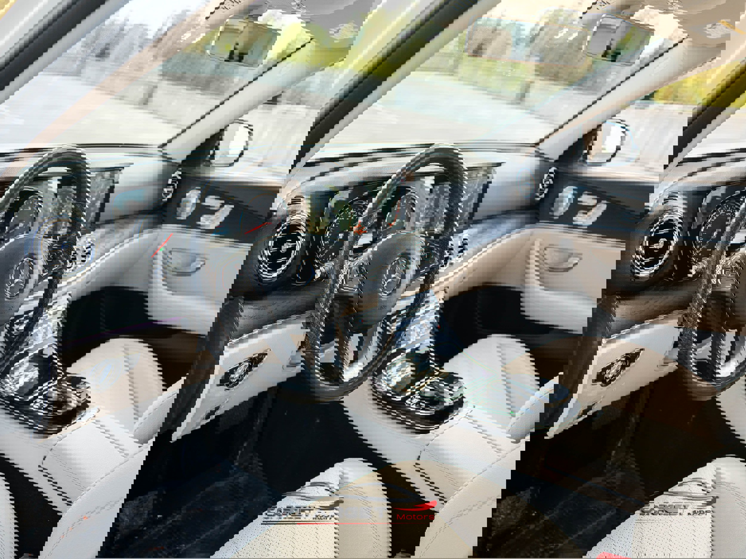 Used 2017 Mercedes-Benz E 300 4MATIC image 13