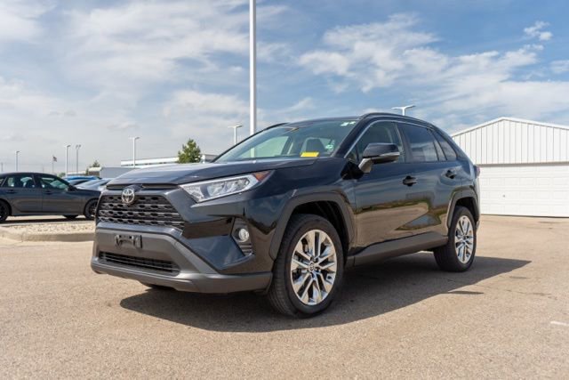 Used 2021 Toyota RAV4 XLE Premium AWD/4WD image 3