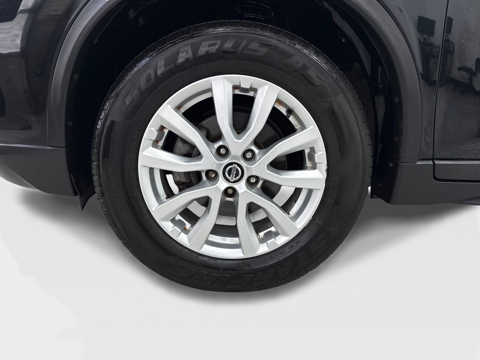 Used 2018 Nissan Rogue SV image 47