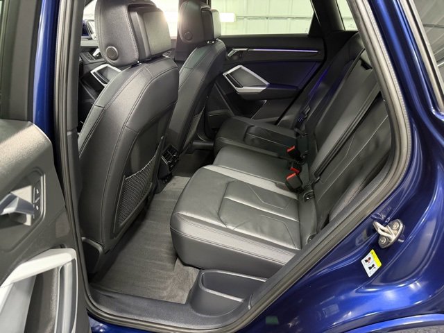 Used 2022 Audi Q3 2.0T Premium Plus w/ Premium Plus Package image 11