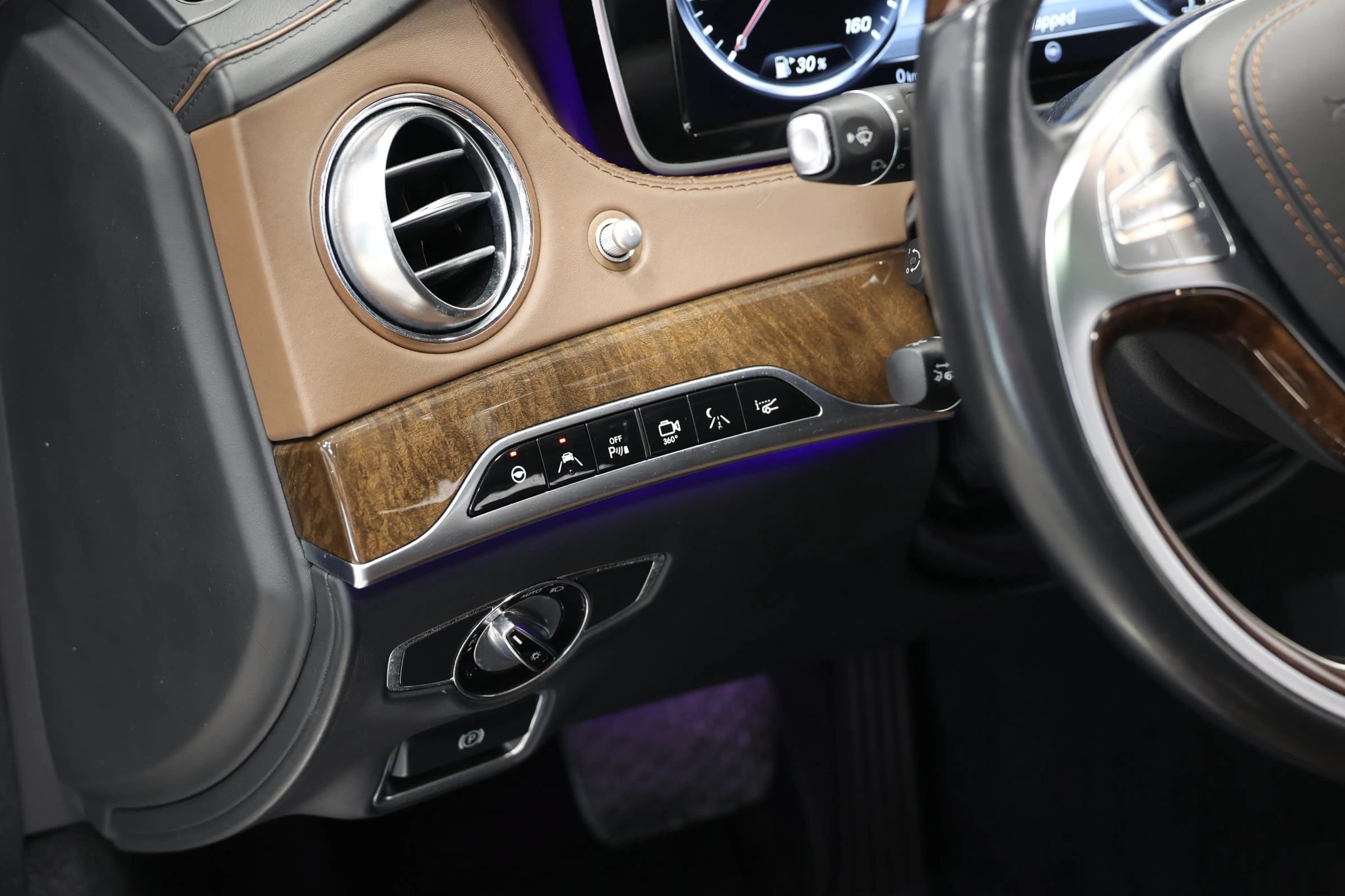 Used 2016 Mercedes-Benz Maybach S 600 image 22