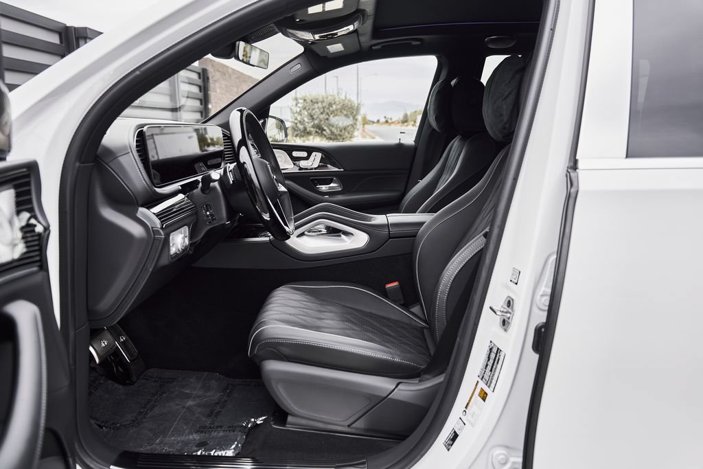 Used 2026 Mercedes-Benz Maybach GLS 600 4MATIC image 29