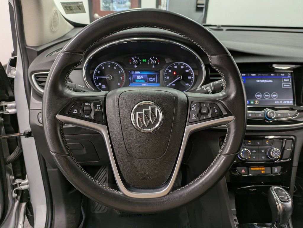 Used 2022 Buick Encore Preferred w/ Safety Package image 20