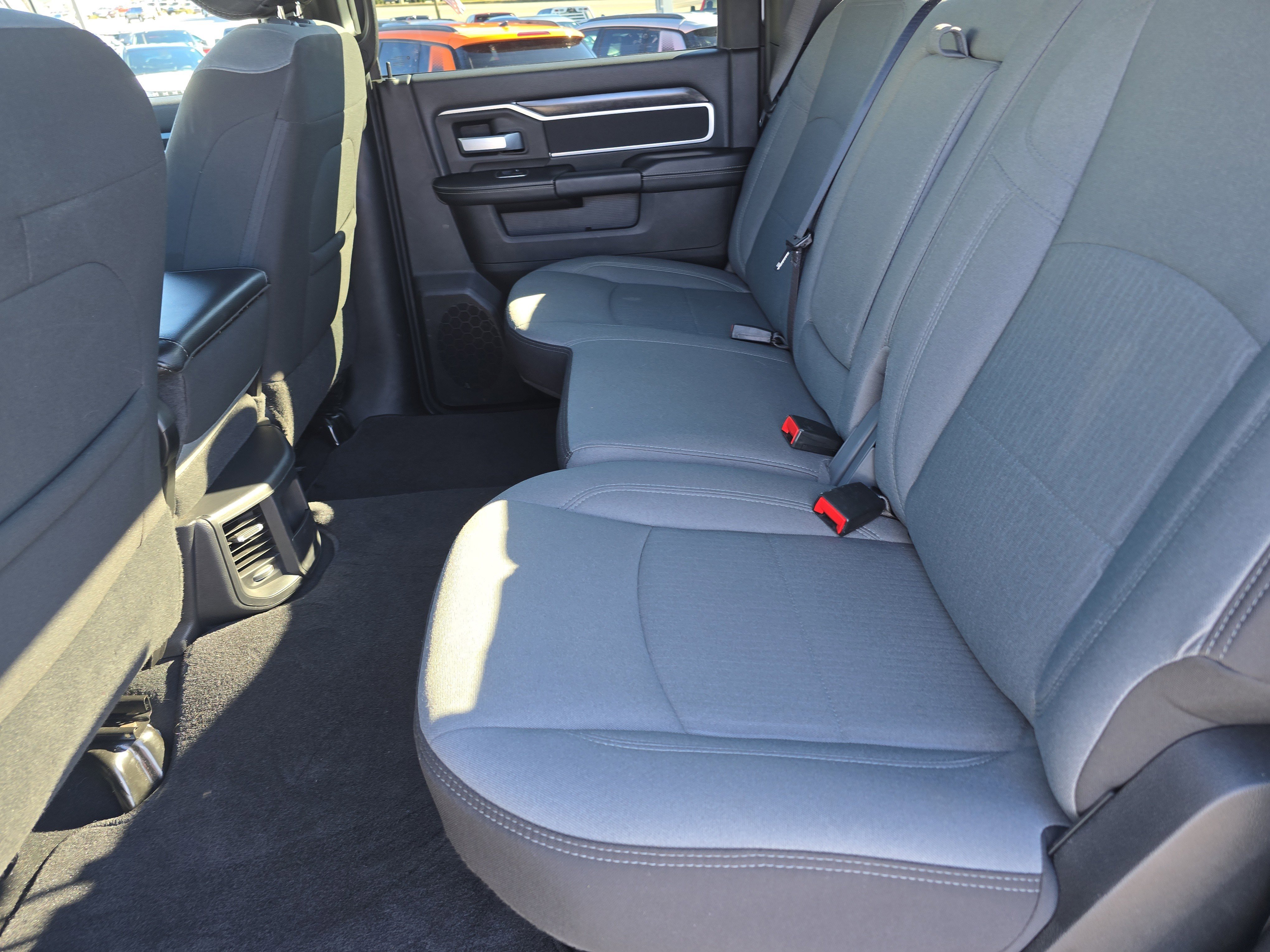 Used 2024 RAM 2500 Big Horn w/ Bed Utility Group image 16