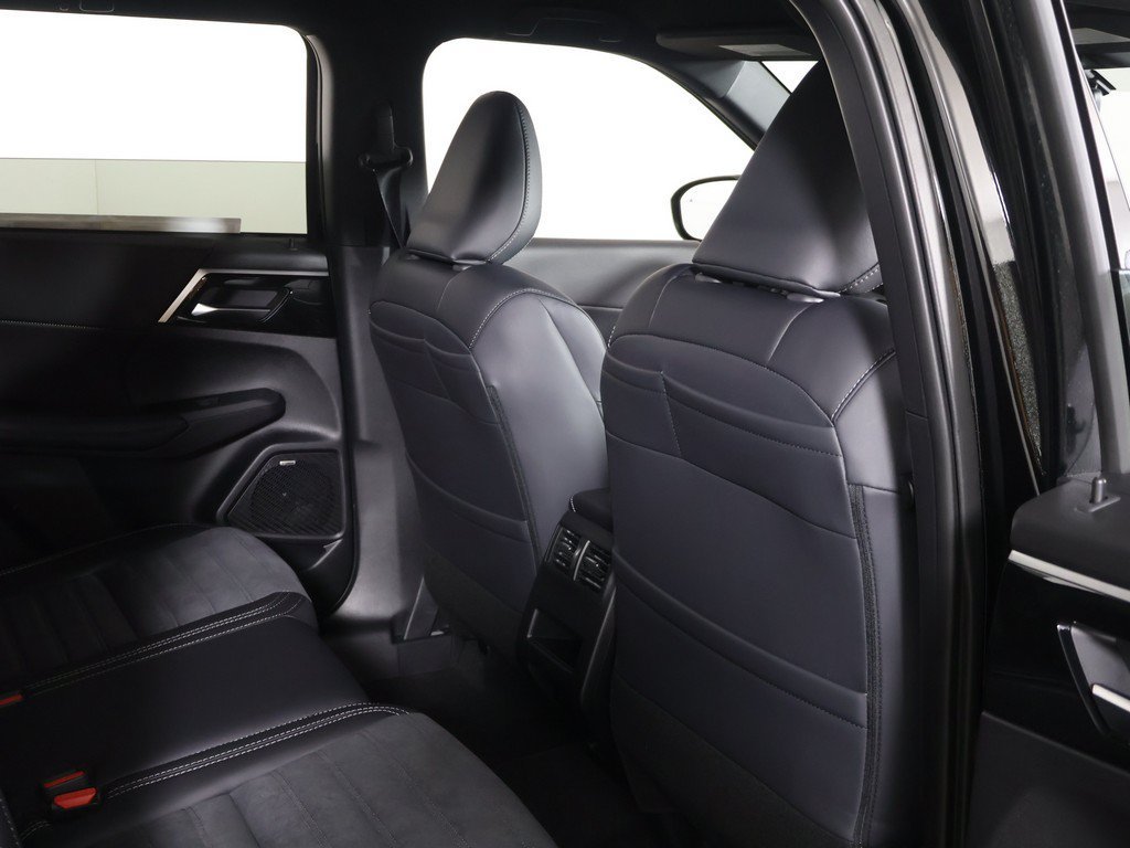 New 2027 Mitsubishi Outlander LE AWD/4WD image 28