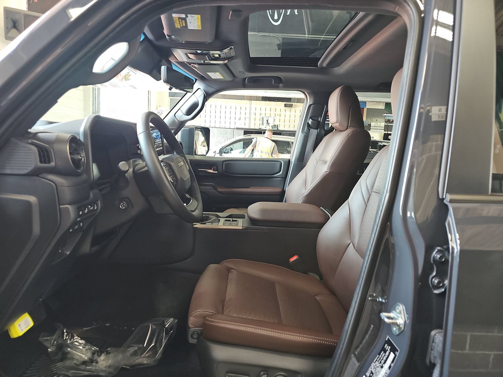 Used 2026 Toyota Land Cruiser w/ Premium Package AWD/4WD image 9