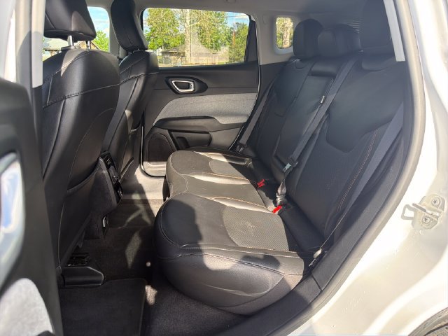 Used 2022 Jeep Compass Latitude AWD/4WD image 22