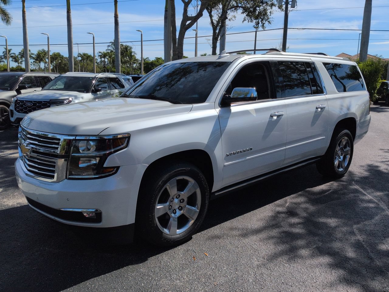 Used 2018 Chevrolet Suburban Premier w/ Max Trailering Package AWD/4WD image 8