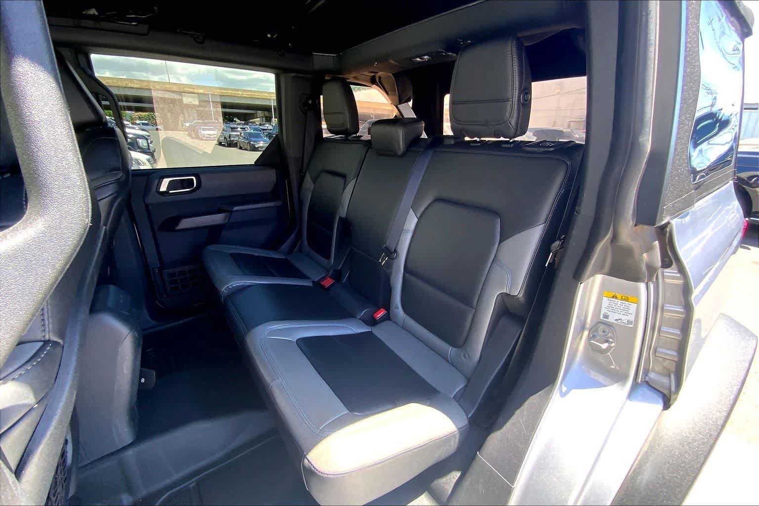 Used 2022 Ford Bronco Black Diamond AWD/4WD image 29