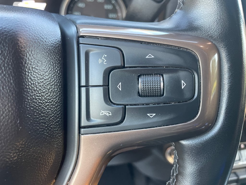 Used 2023 Chevrolet Silverado 2500 High Country w/ Safety Package II AWD/4WD image 24