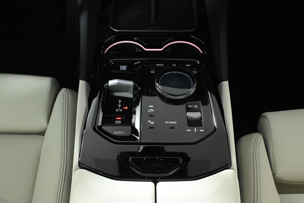 New 2027 BMW 530i xDrive w/ Premium Package AWD/4WD image 23