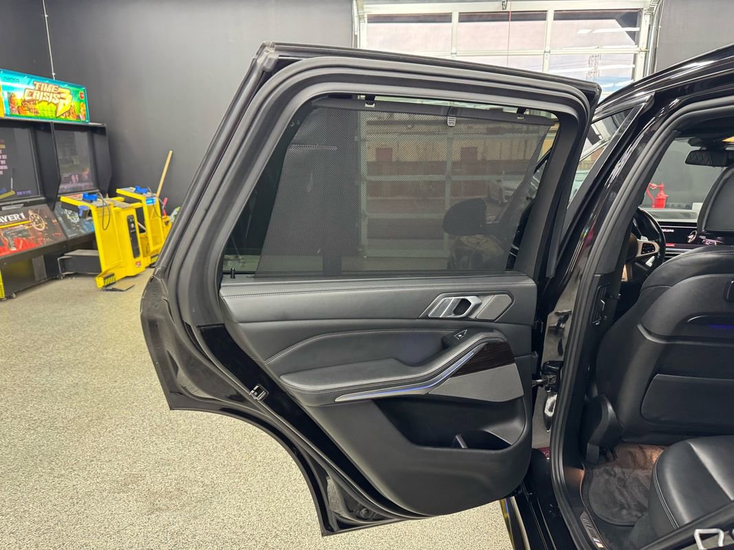 Used 2019 BMW X5 xDrive50i w/ M Sport Package image 12
