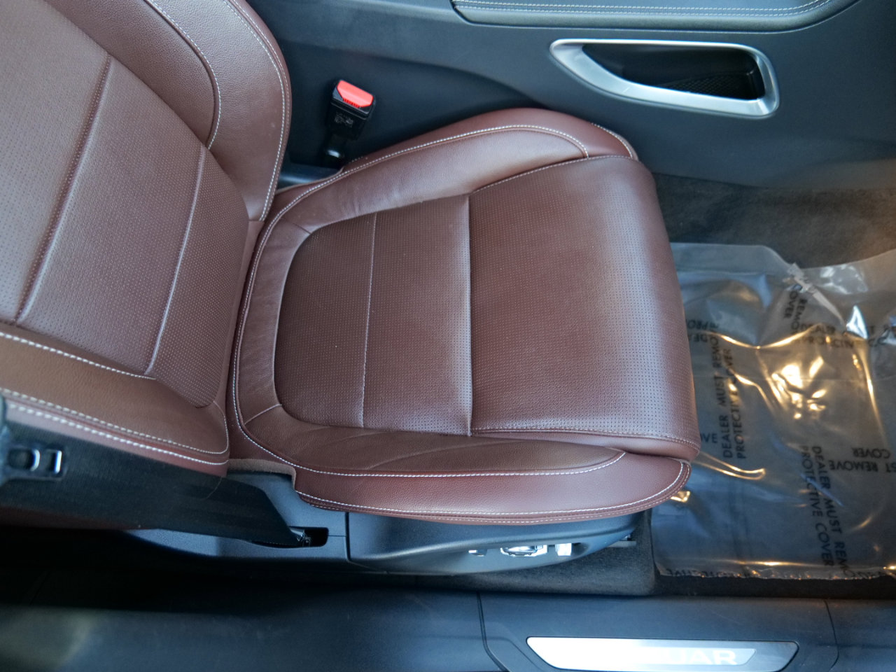 Used 2019 Jaguar F-PACE S image 37