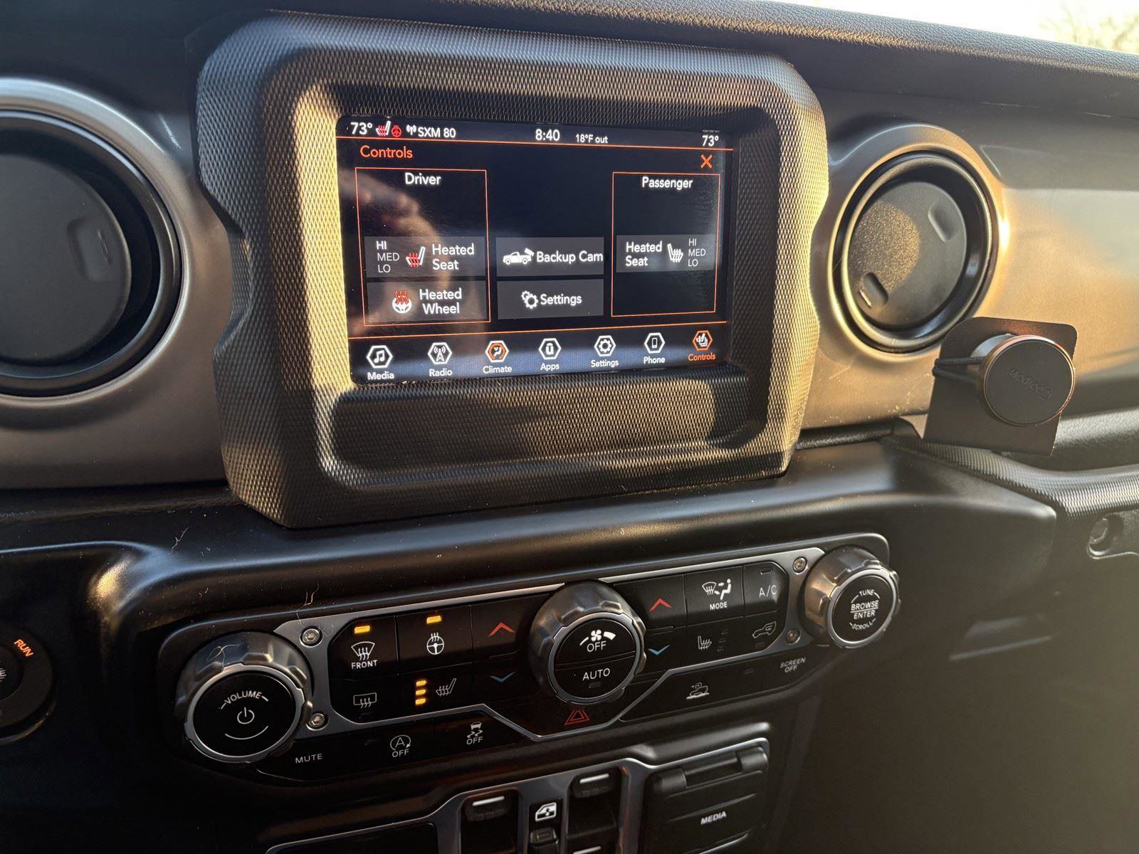 Used 2021 Jeep Gladiator Sport image 16