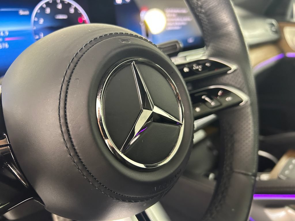 Used 2025 Mercedes-Benz GLS 450 4MATIC image 18