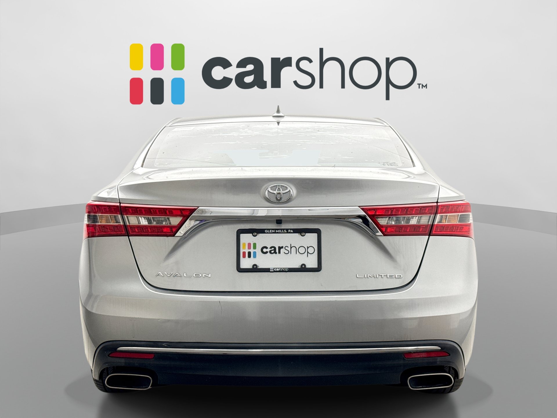 Used 2017 Toyota Avalon Limited FWD image 4