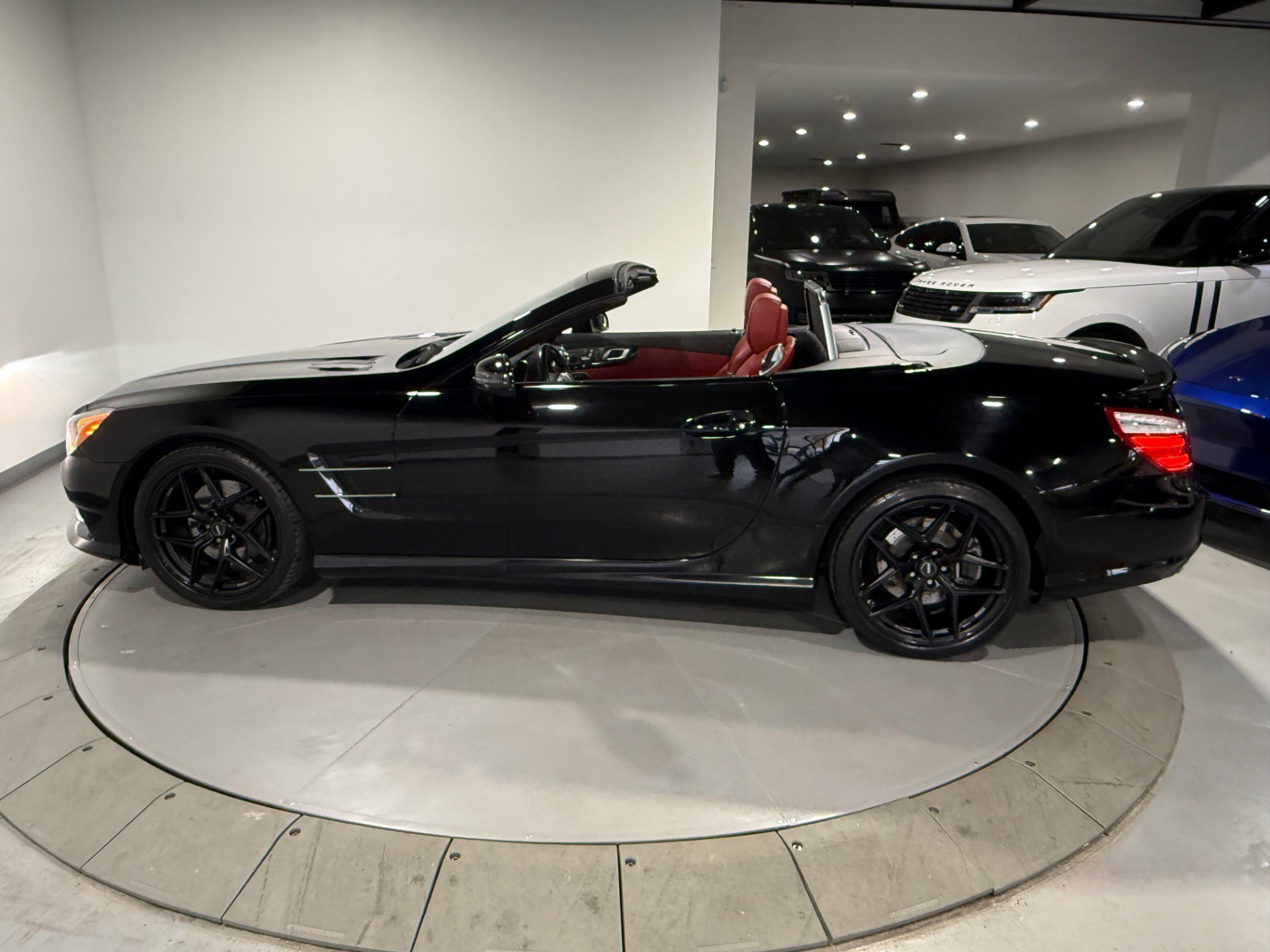 Used 2016 Mercedes-Benz SL 550 image 23