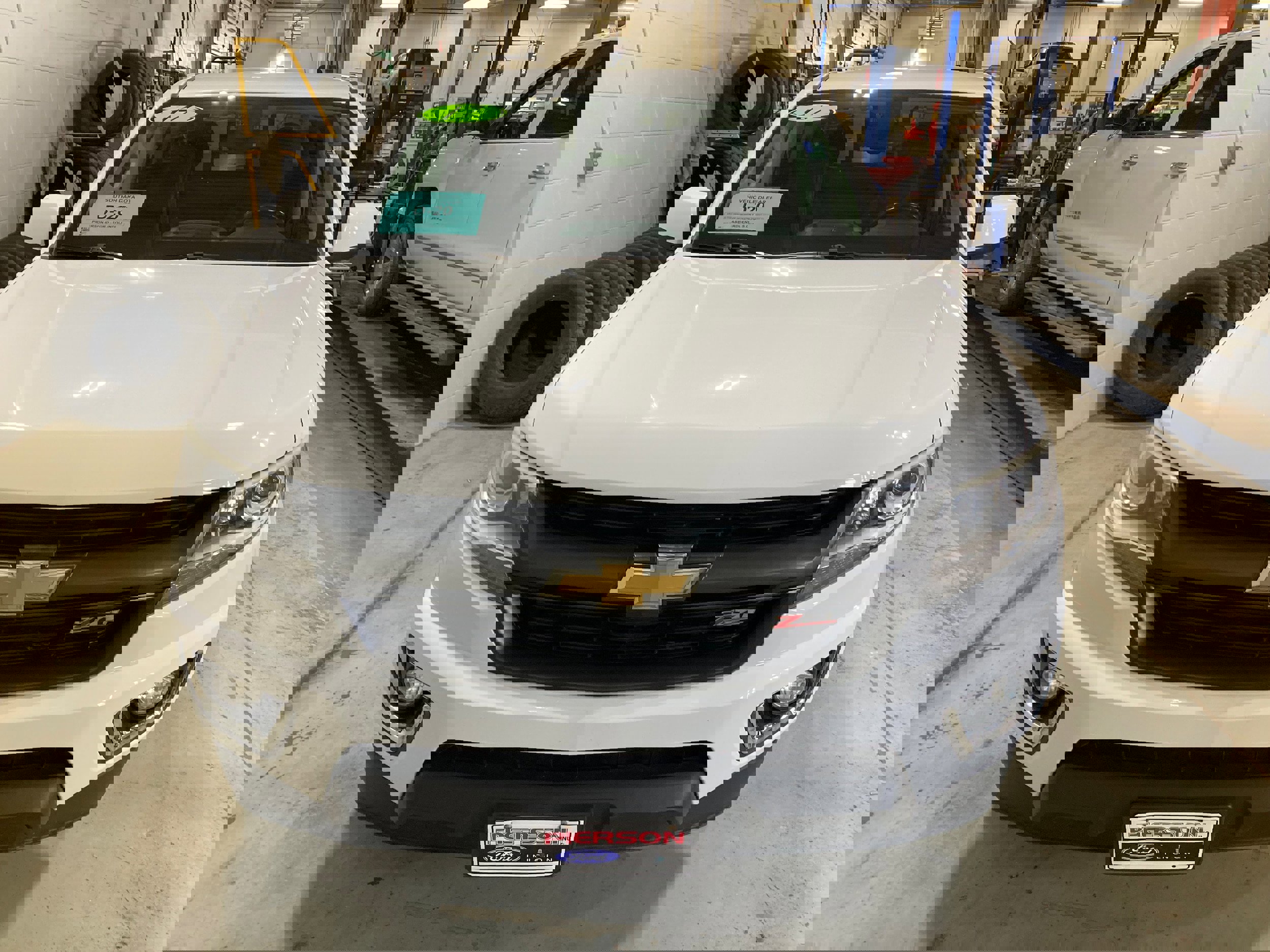Used 2017 Chevrolet Colorado Z71 image 2