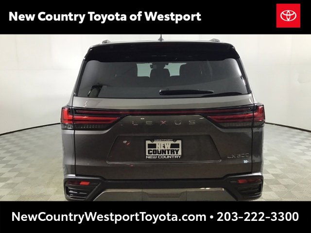 Used 2024 Lexus LX 600 4WD w/ Luxury Package image 6