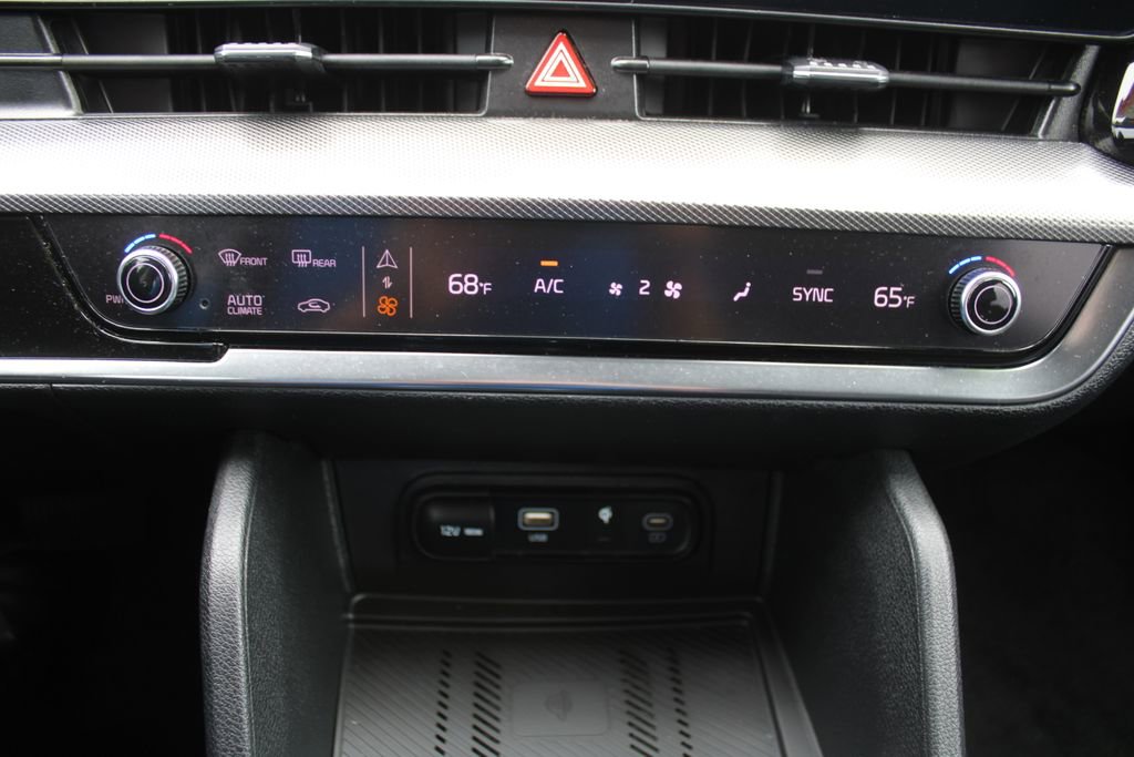 Used 2024 Kia Sportage SX image 43