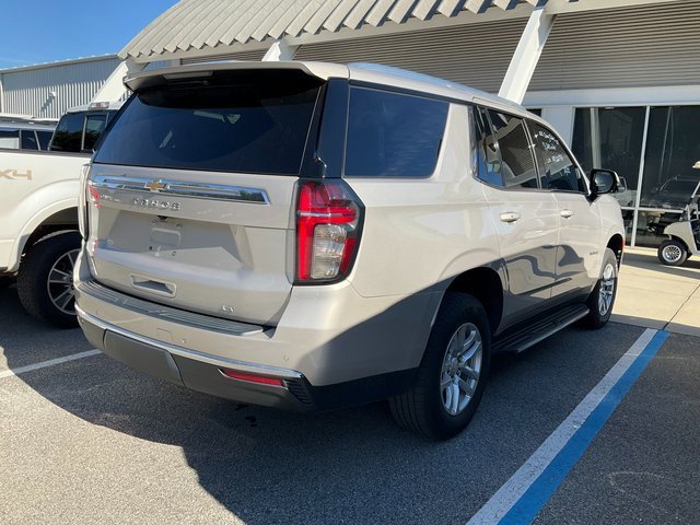 Used 2022 Chevrolet Tahoe LT w/ Luxury Package image 6