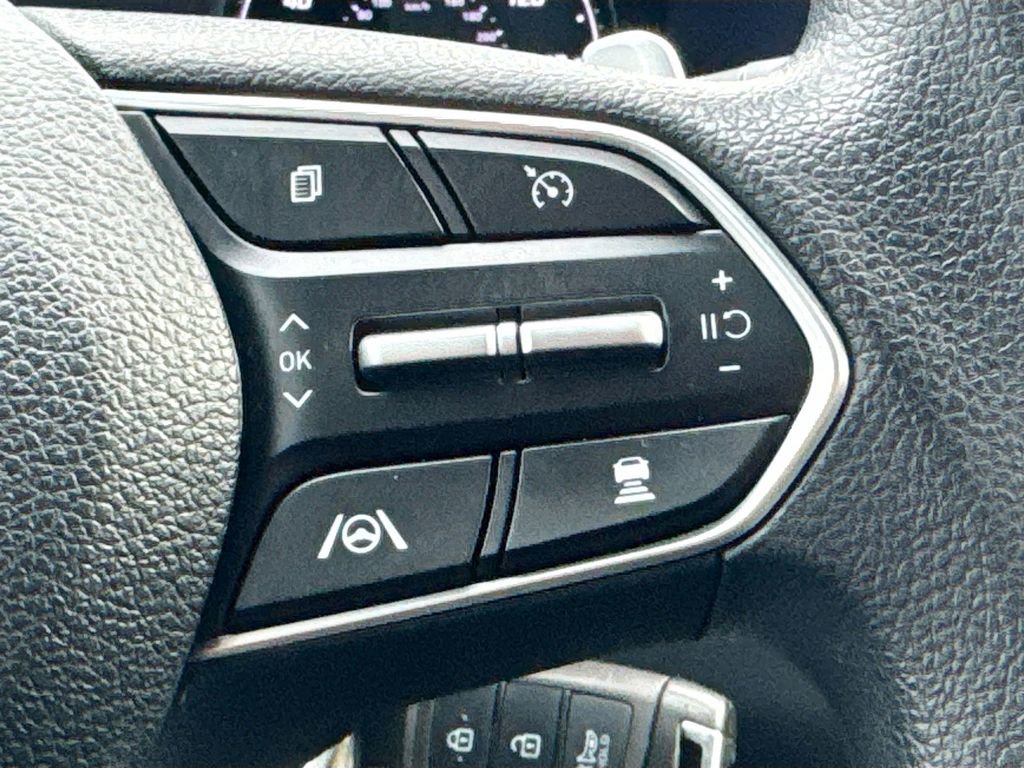 Used 2023 Hyundai Santa Fe SE w/ Cargo Package image 10