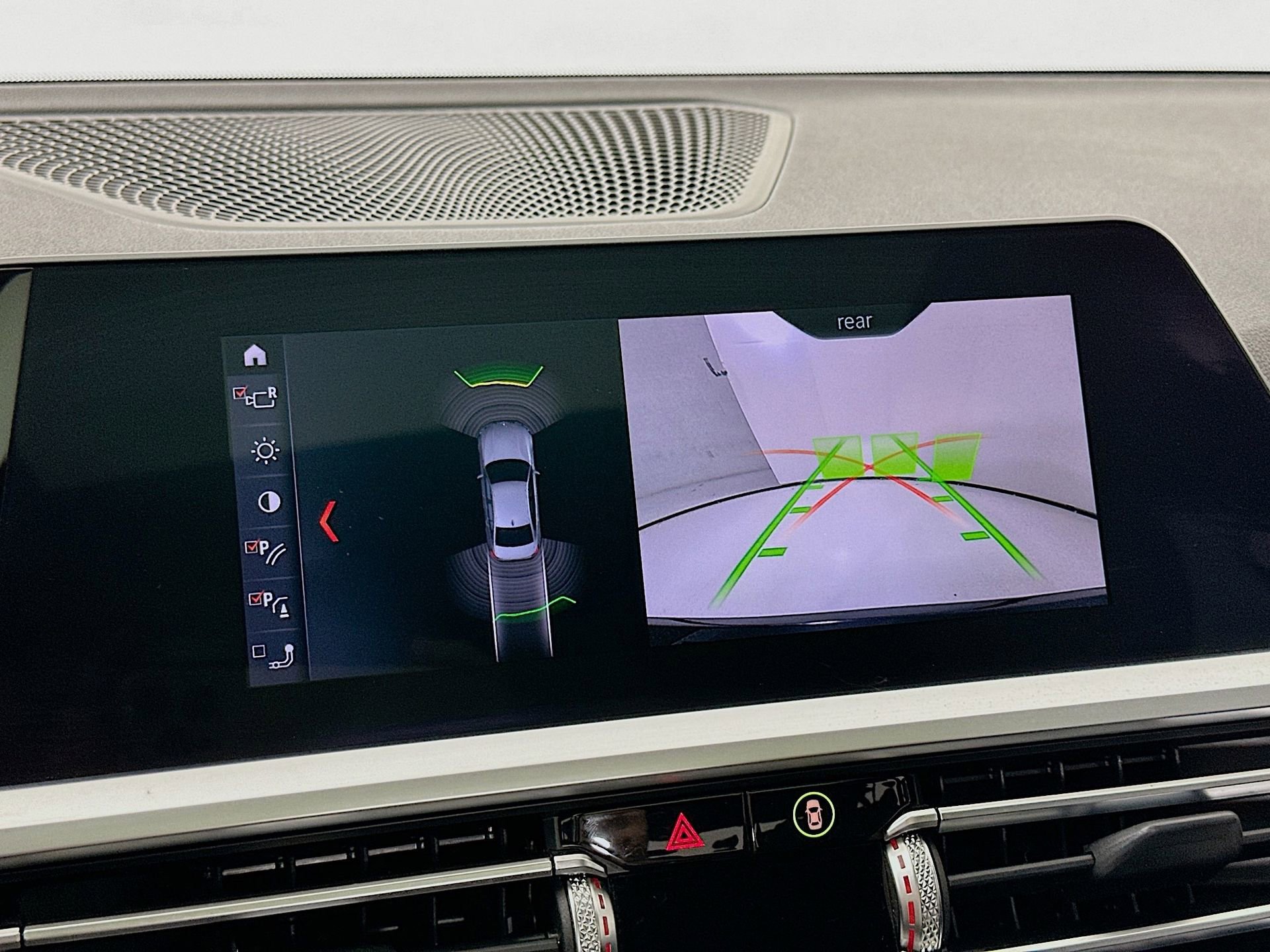 Used 2020 BMW 330i xDrive Sedan AWD/4WD image 15