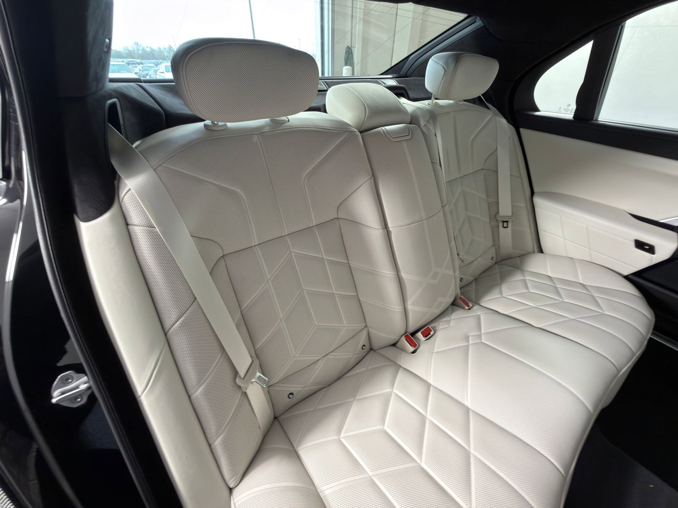 New 2026 BMW 760i xDrive image 31