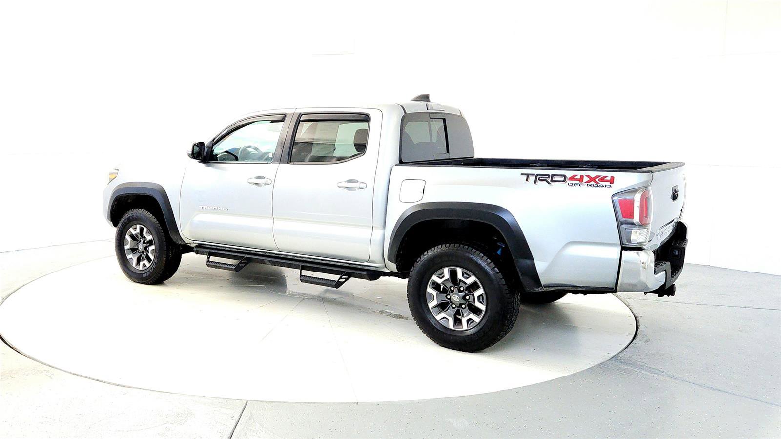 Certified 2023 Toyota Tacoma 4x4 Double Cab image 4