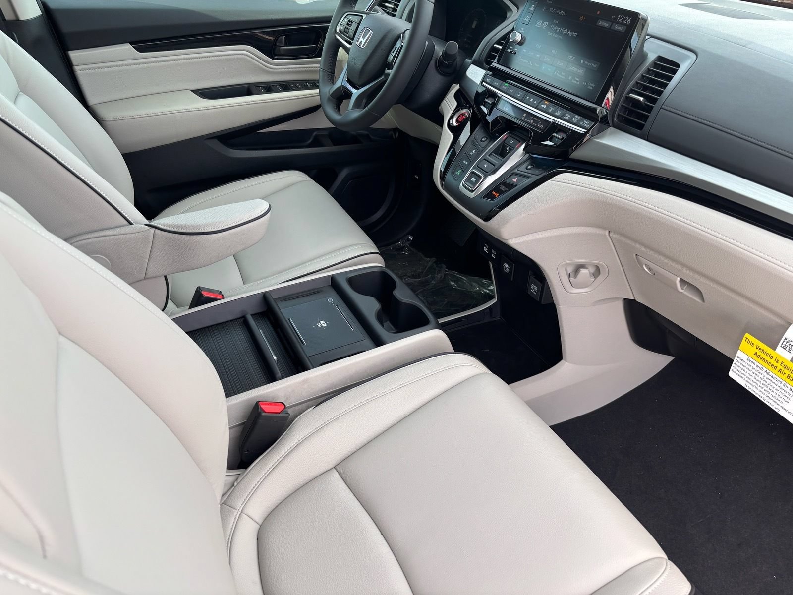 New 2026 Honda Odyssey Touring image 6