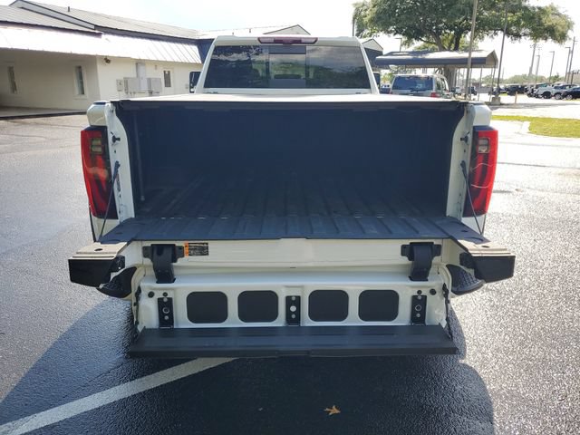 Used 2024 GMC Sierra 3500 Denali w/ Denali Reserve Package AWD/4WD image 31