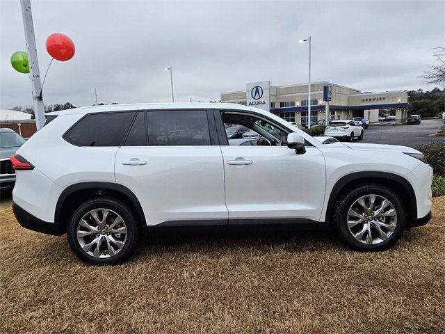 Used 2024 Toyota Grand Highlander Limited image 14